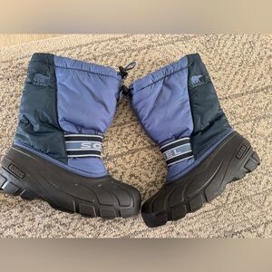 Sorel Two-Tone Winter Boots